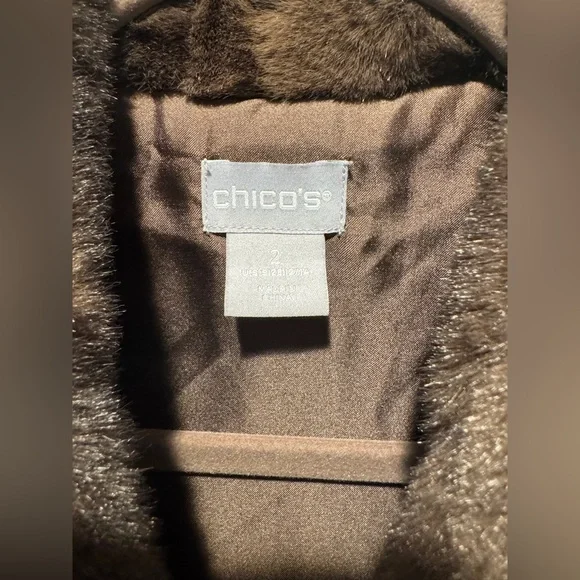 Chicos Mahogany Faux Fur Vest SZ 2 - Picture 2 of 4
